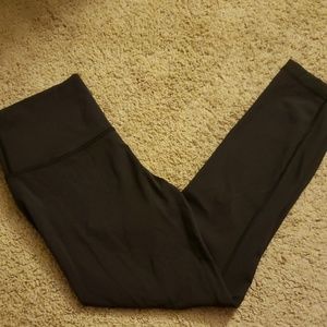 Black lululemon leggings